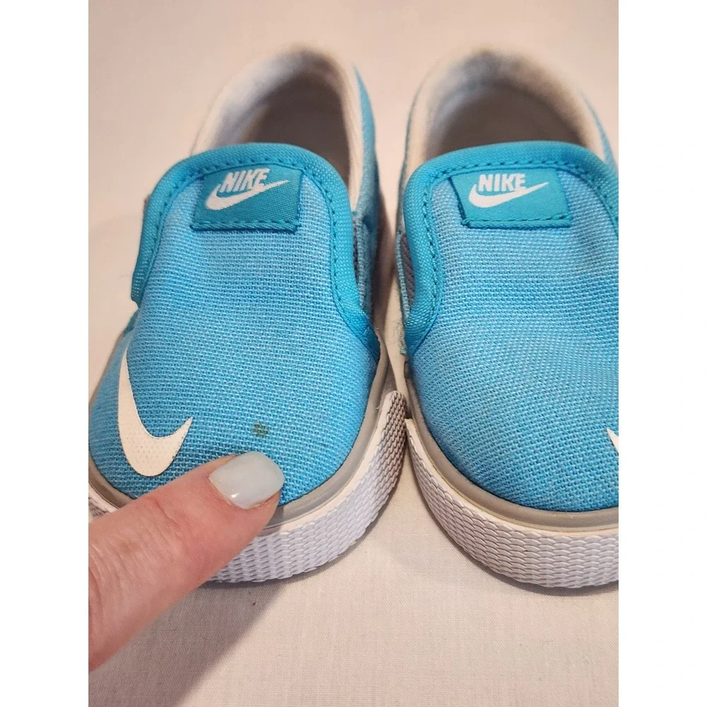 Nike Court Royale Toddler 3C  Blue Canvas Slip On Sneakers 719746-400